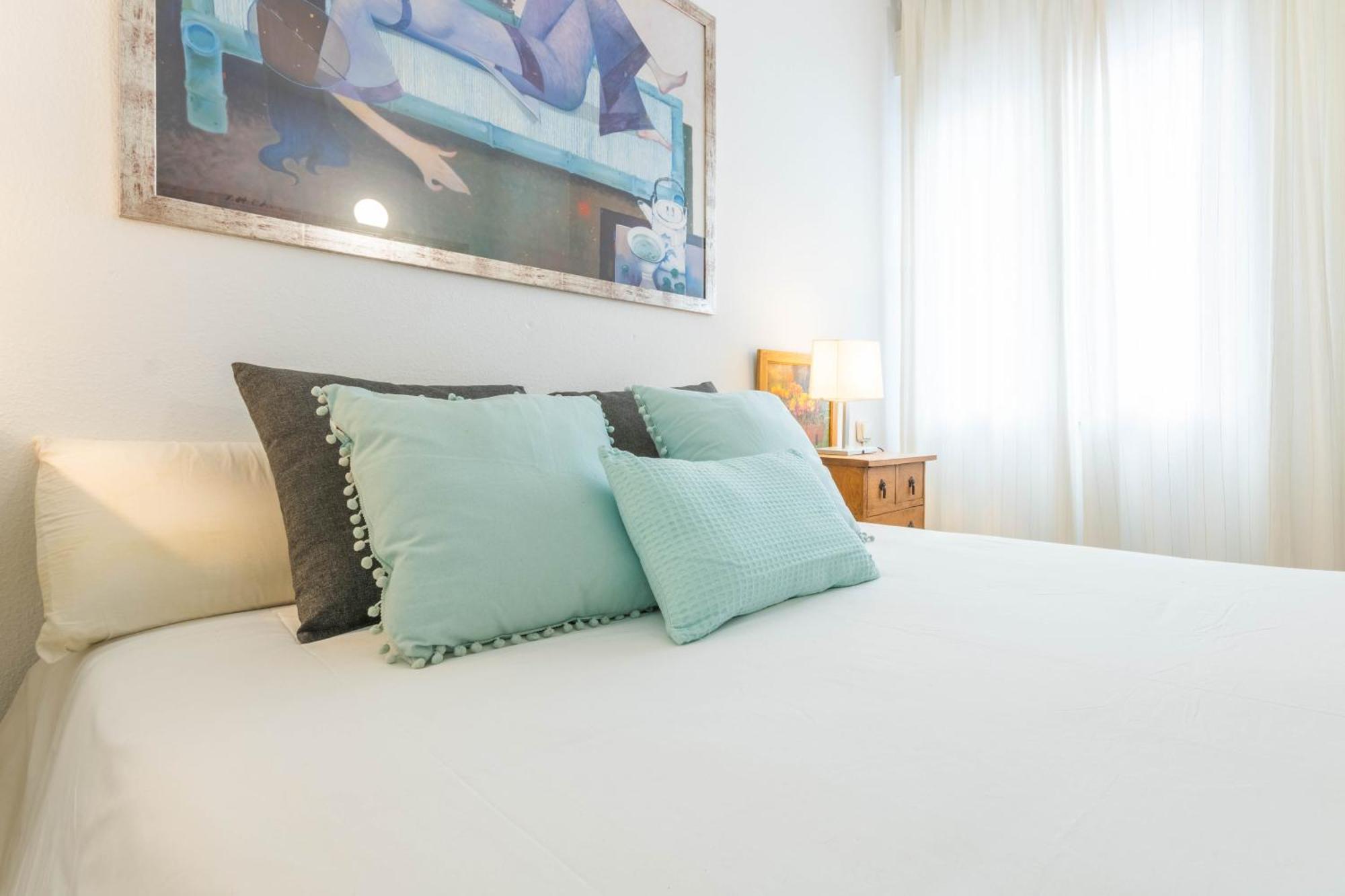 Nice And Cozy- 1Bd 1Bth- Triana Севиля Екстериор снимка